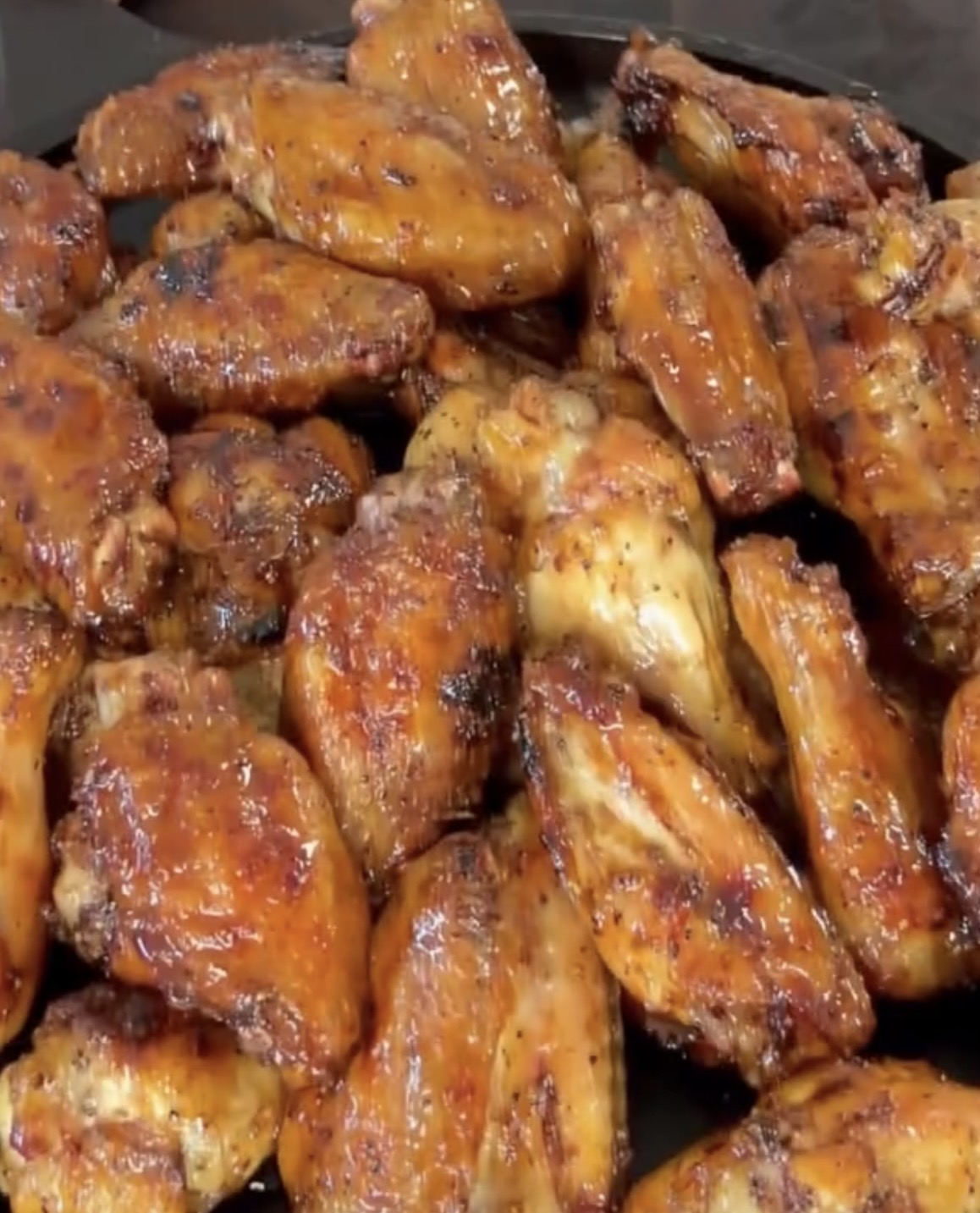 Glazed chicken wing cuts
